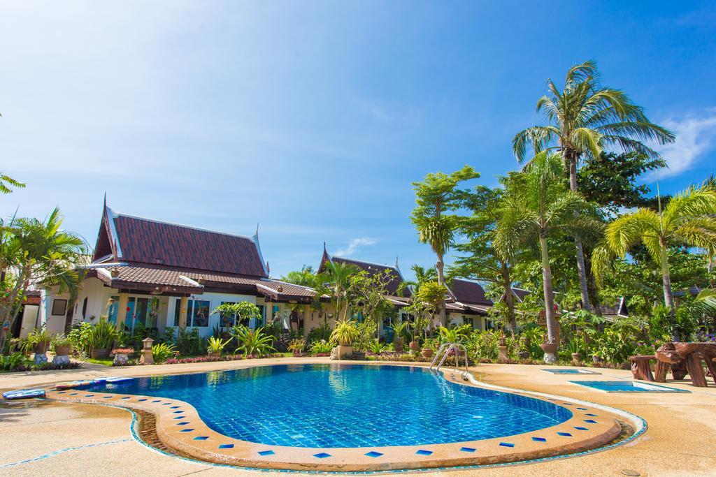 Andaman Bangtao Bay Resort Phuket Exterior photo