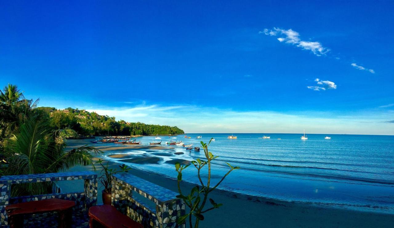 Andaman Bangtao Bay Resort Phuket Exterior photo